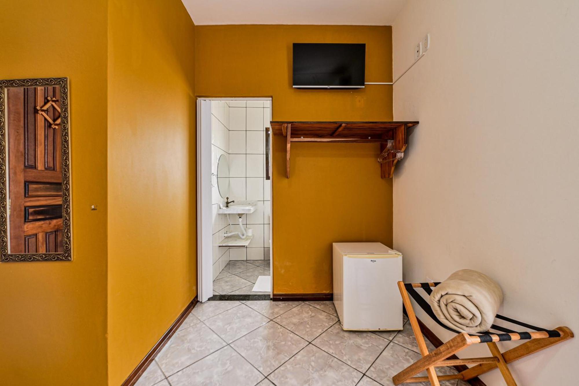 Pousada Da Tina Ubatuba Quarto foto